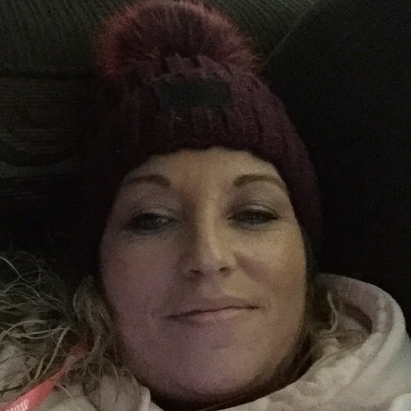 Meet your Posher, Kristen - Picture 1 of 1